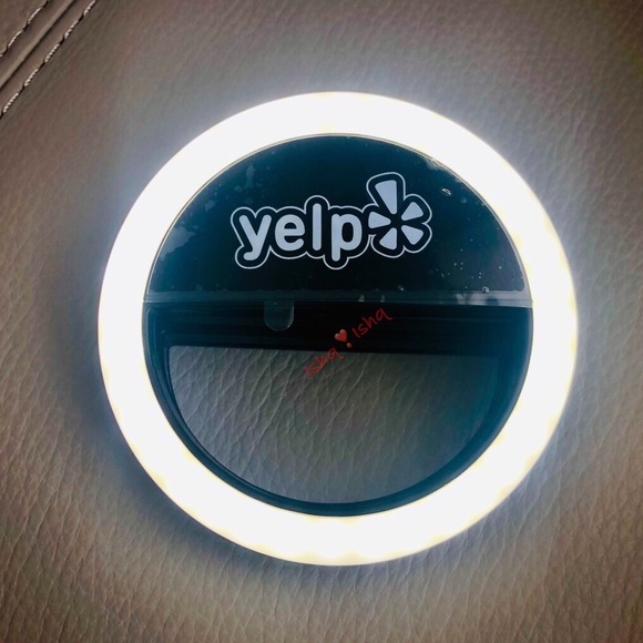Yelp Selfie LED Ring Mobile Light 3 Light Settings - Picture 5 of 5